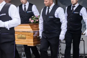 Ceremonia pogrzebowa (18)