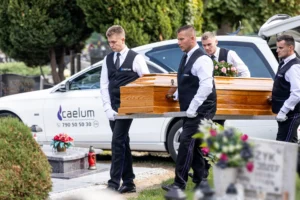 Ceremonia pogrzebowa (24)