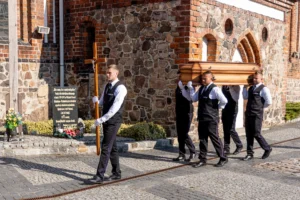 Ceremonia pogrzebowa (54)