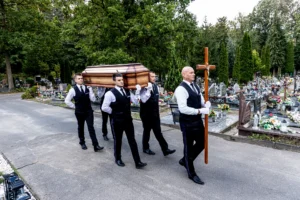 Ceremonia pogrzebowa (61)