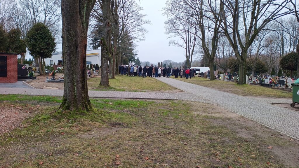 WhatsApp Image 2025-12-13 at 14.07.36