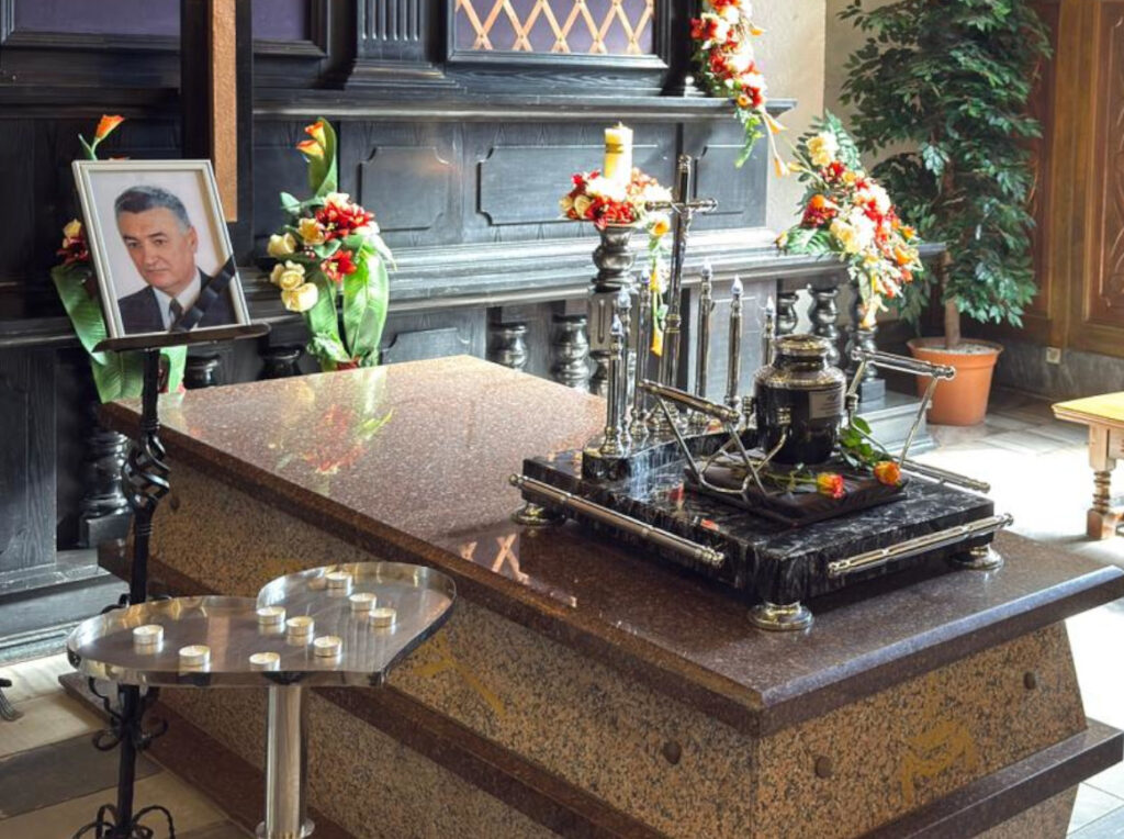 WhatsApp Image 2026-03-27 at 15.27.00ww