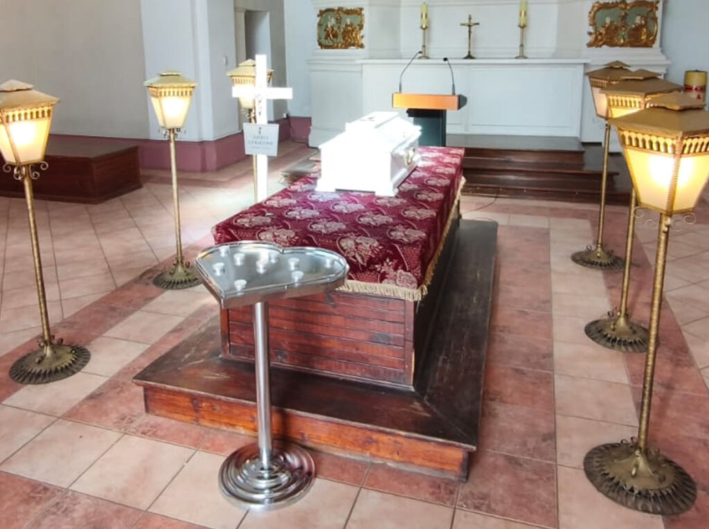 WhatsApp Image 2026-03-28 at 12.00.56q