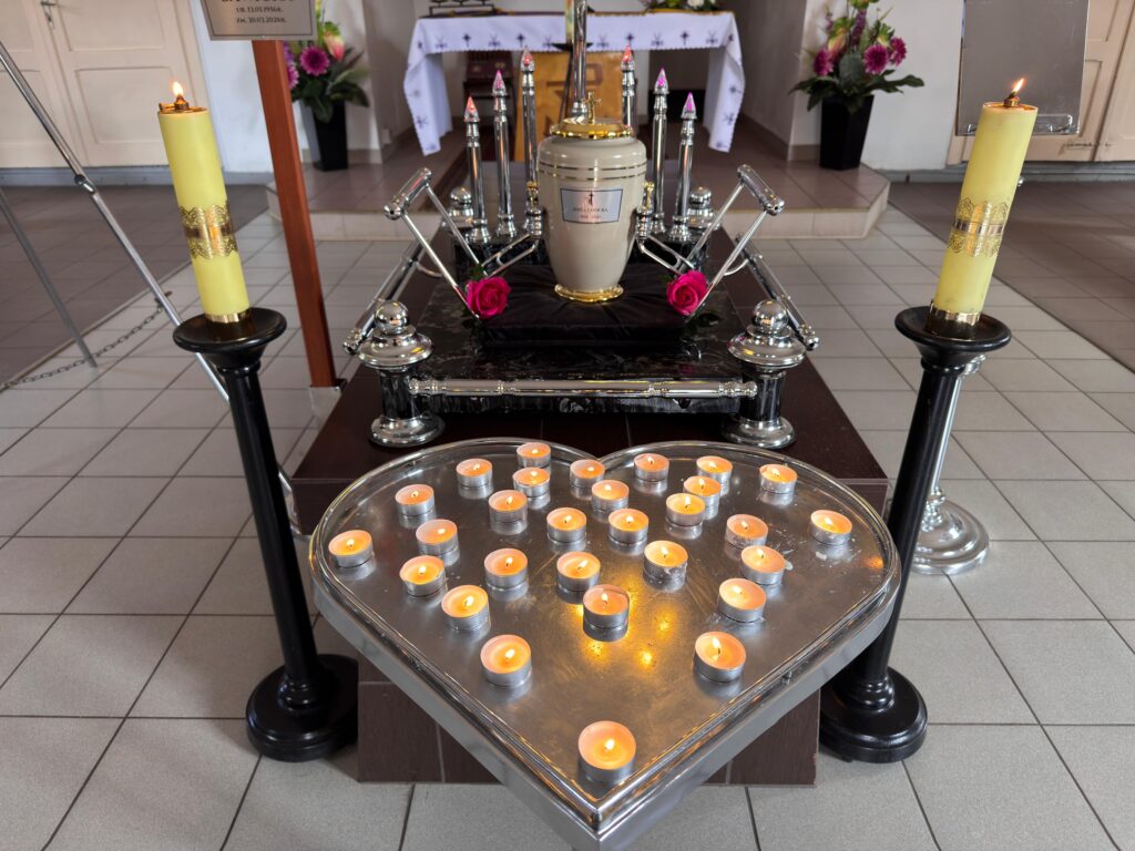 WhatsApp Image 2026-04-13 at 08.19.55 (2)